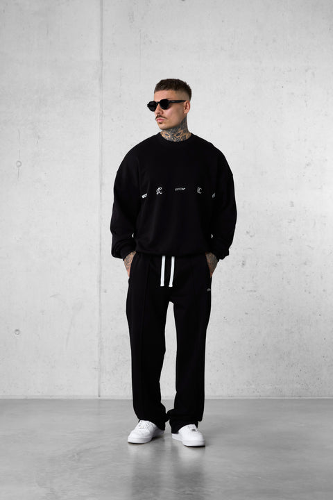 BLACK LOGOS OVERSIZED SWEATER