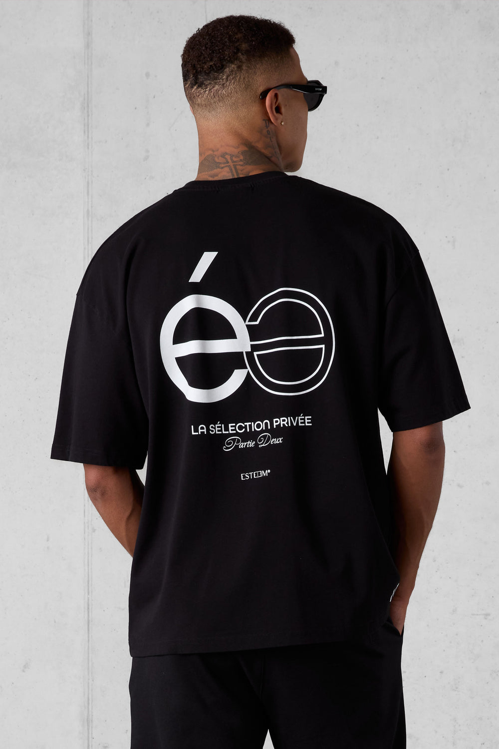 BLACK OPPOSÉ OVERSIZED TEE 2.0