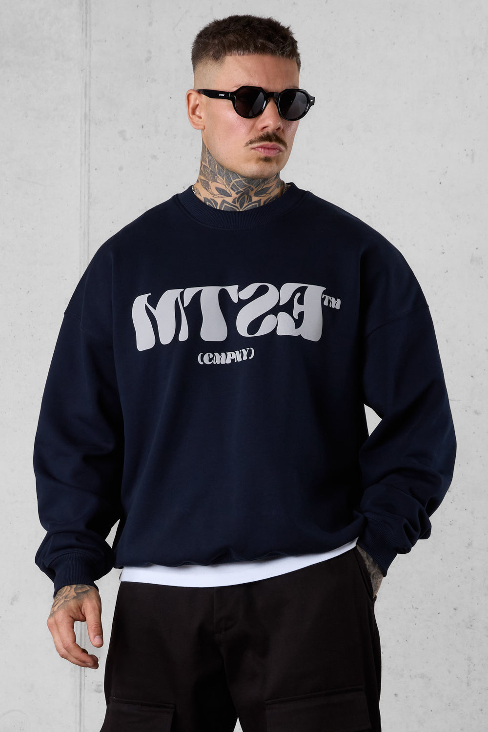 DARKSAPPHIRE CMPNY OVERSIZED SWEATER