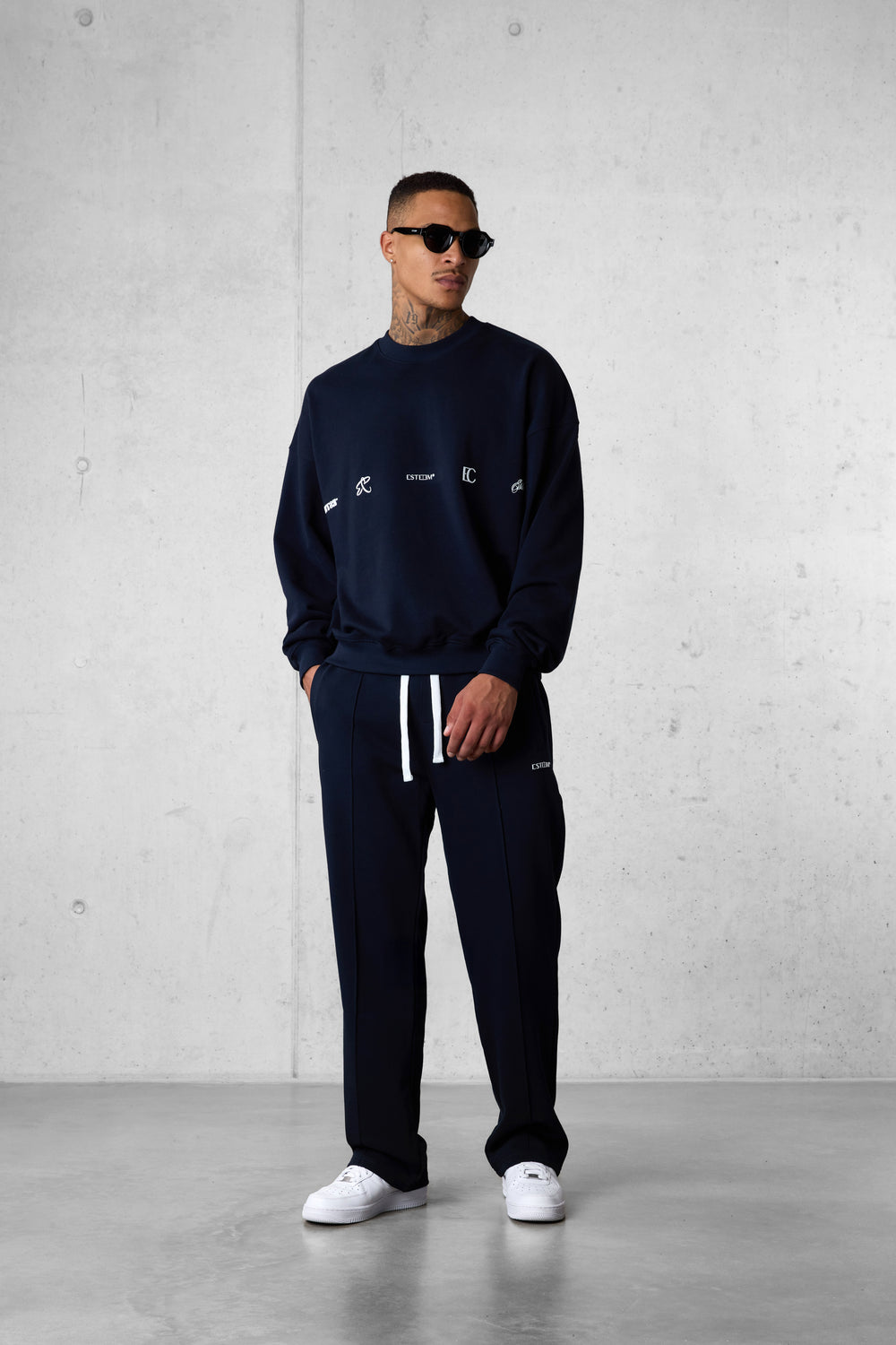 DARKSAPPHIRE LOGOS OVERSIZED SWEATER