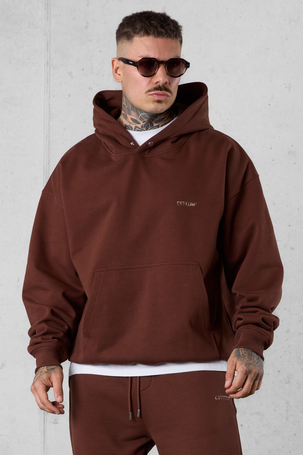 DOWNTOWNBROWN ESSENTIAL OVERSIZED HOODIE