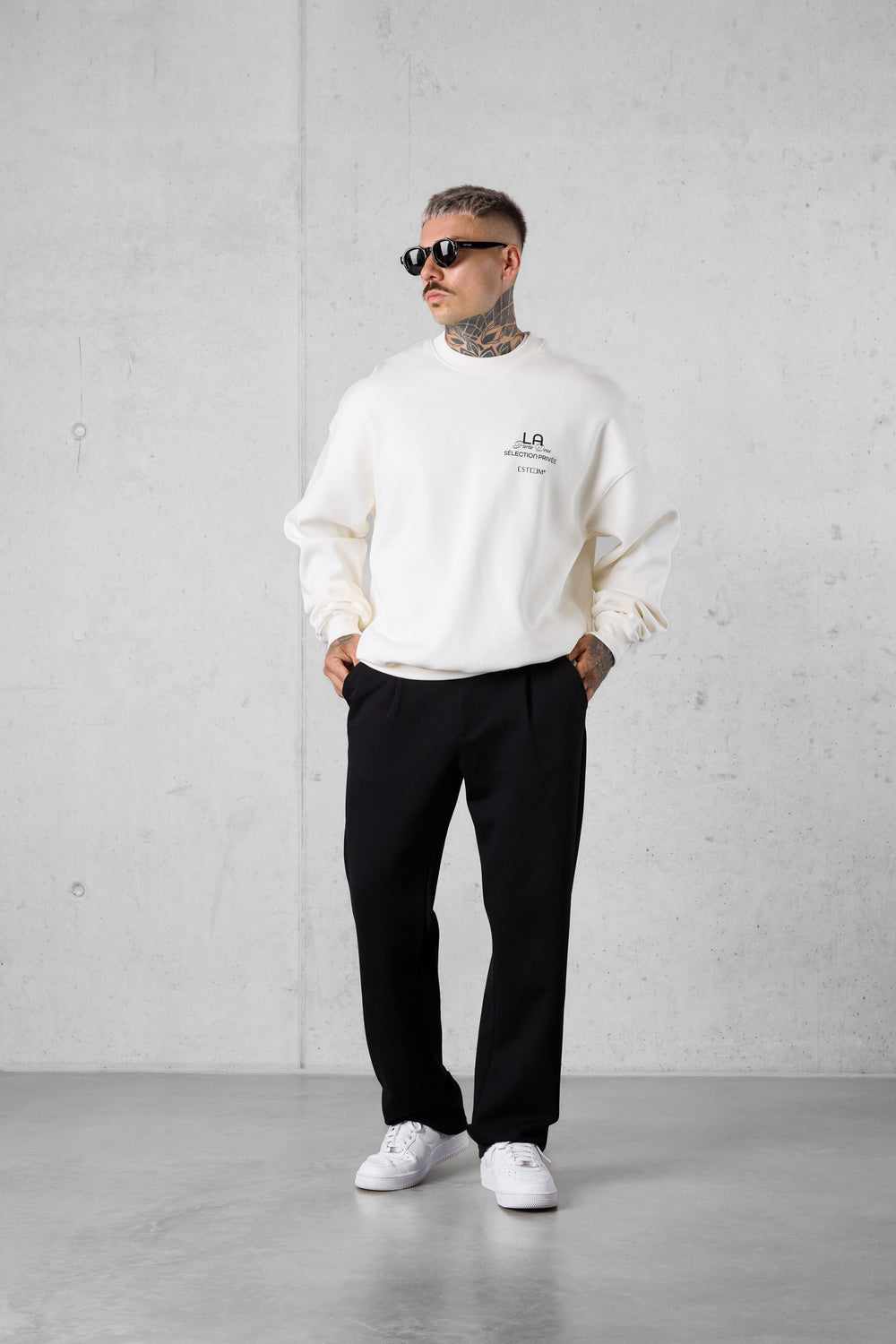 OFFWHITE SÉLECTION PRIVÉE OVERSIZED SWEATER