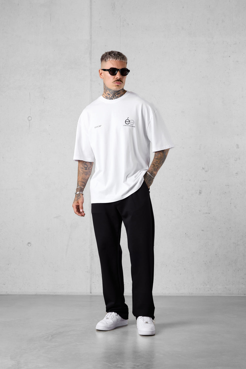 WHITE OPPOSÉ OVERSIZED TEE 2.0