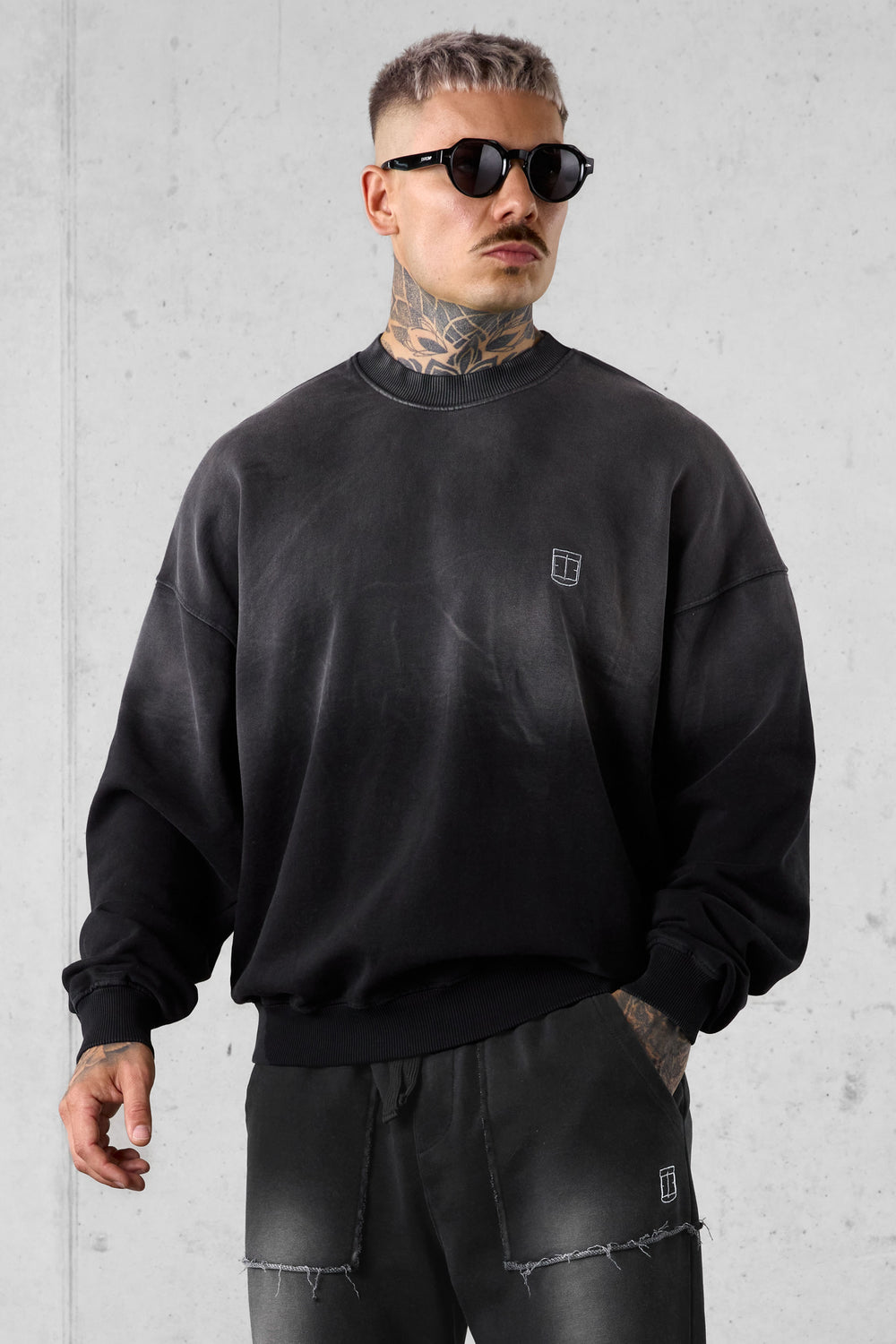 WASHED GREY ICON OVERSIZED SWEATER