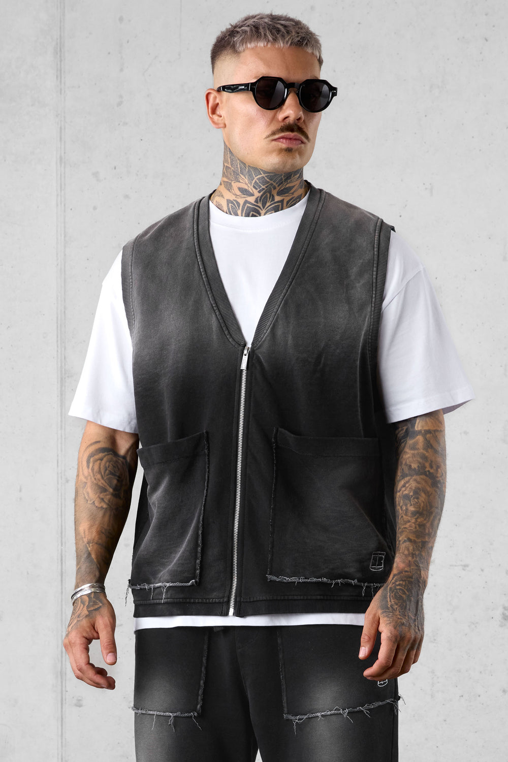 WASHED GREY ICON SWEATVEST