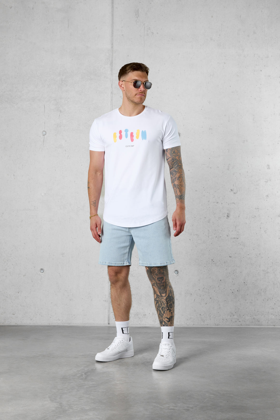 WHITE COLORED BLOWN-UP TEE