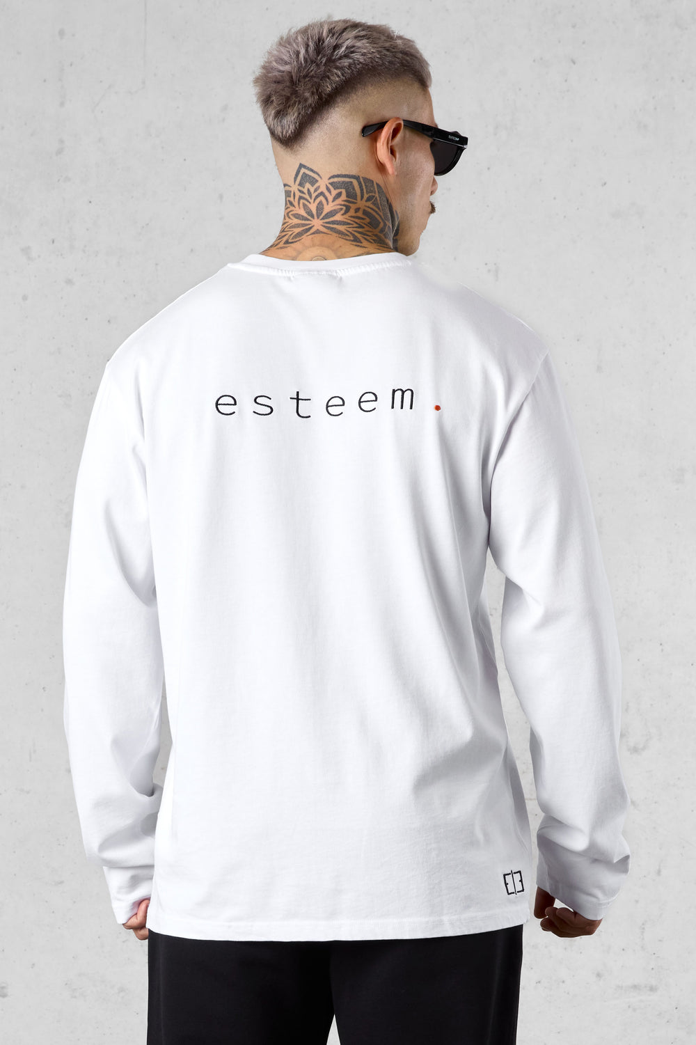 WHITE TYPEWRITER LONGSLEEVE