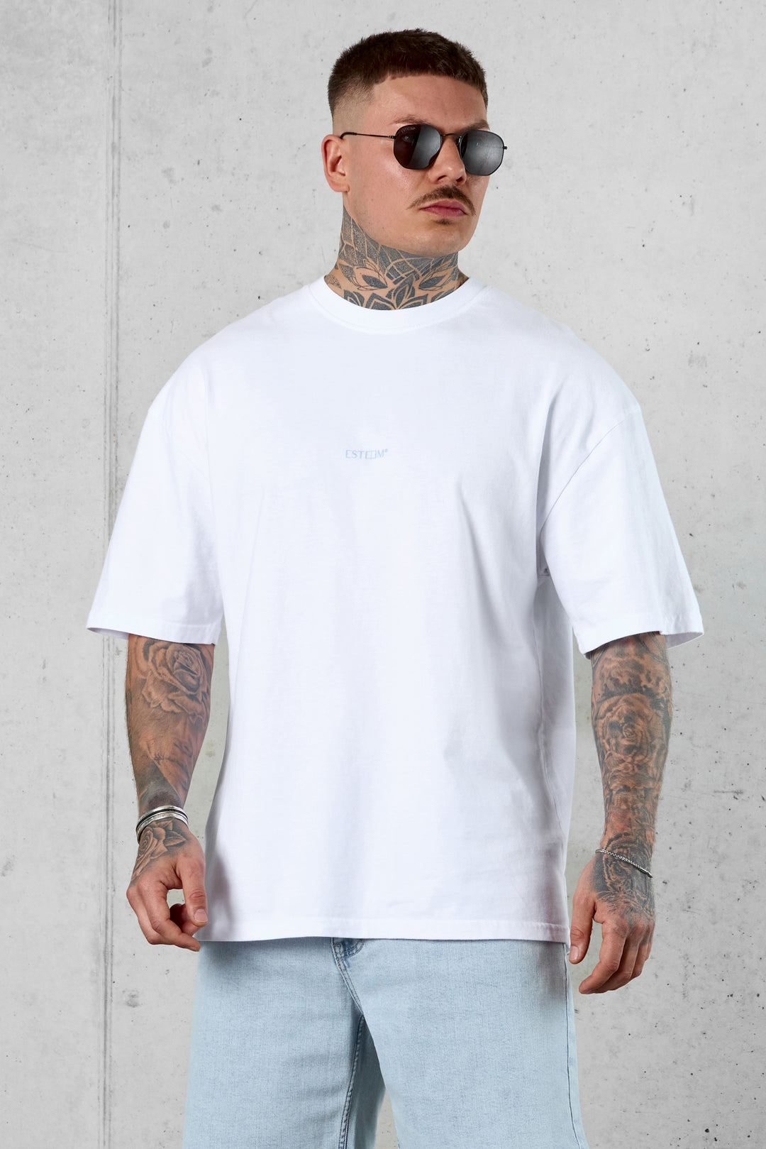 WHITE VACATION SERVICES OVERSIZED TEE
