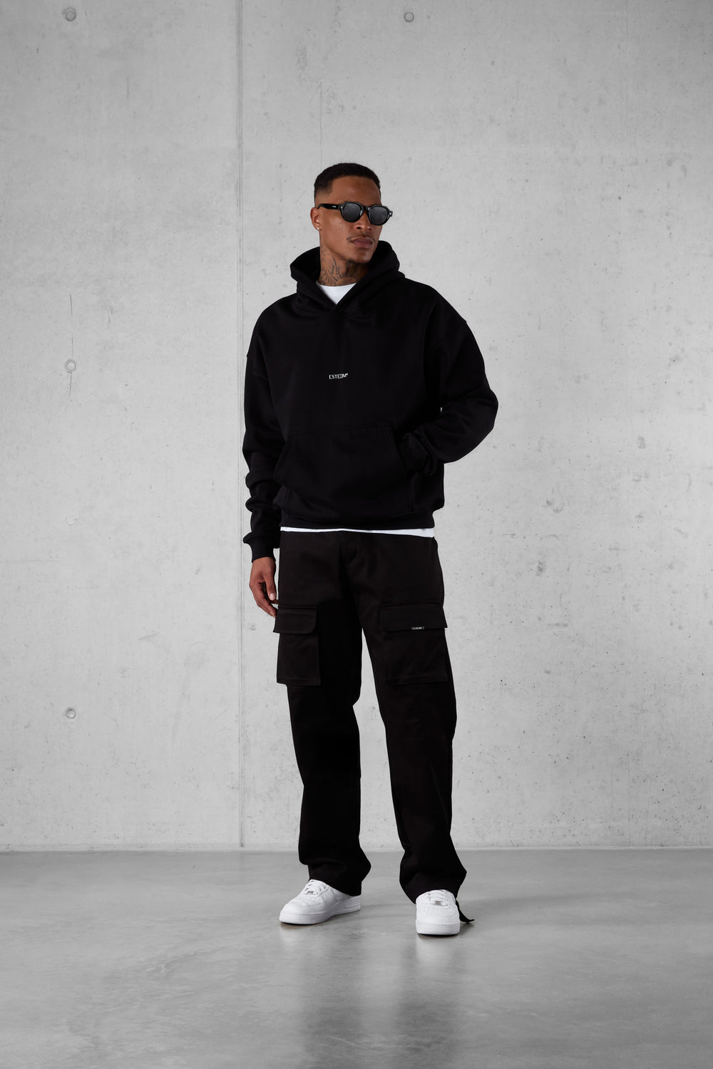 BLACK FLAMING BLURRED HEARTS OVERSIZED HOODIE