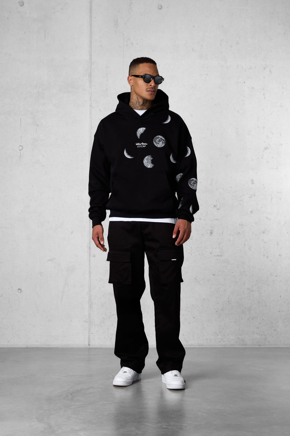 BLACK SILENT MOTION MOON OVERSIZED HOODIE