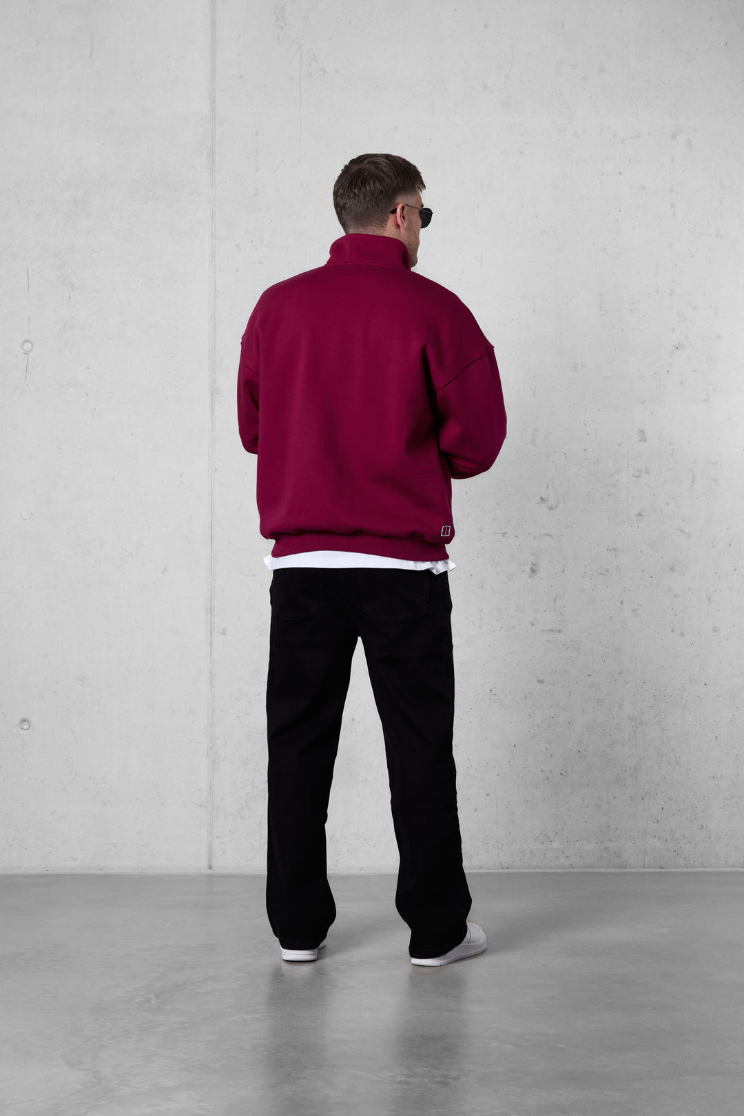 BEETROOT DISCREET OVERSIZED HALFZIP SWEATER