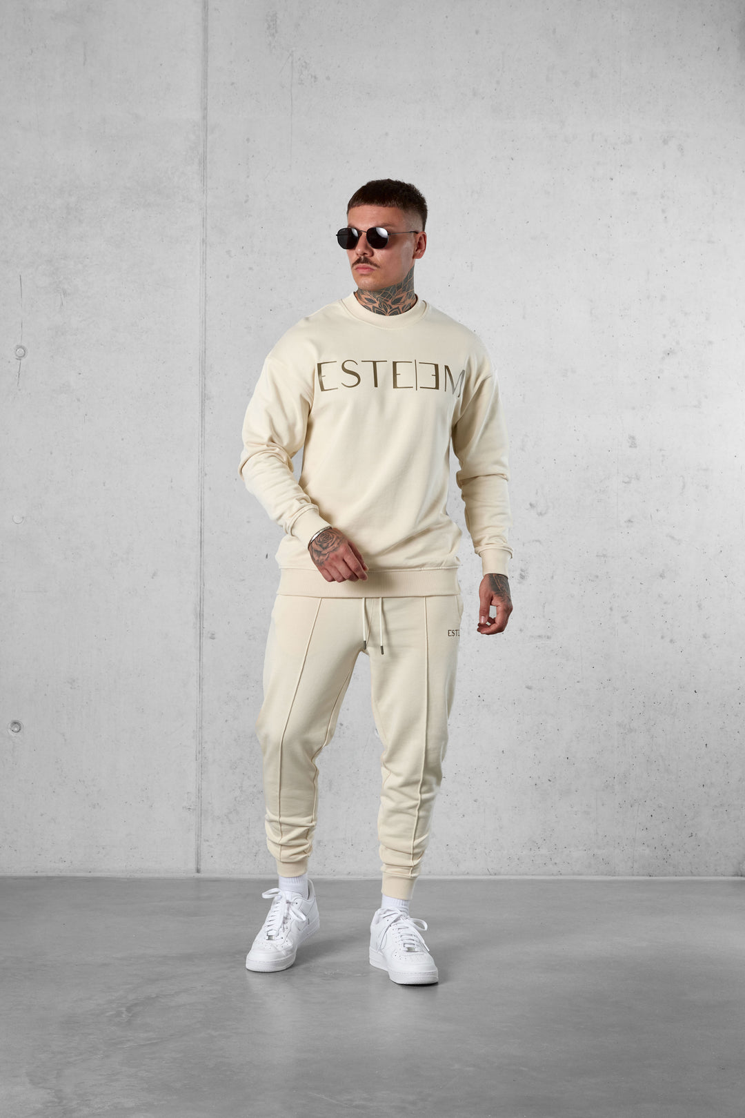 BEIGE BASIC SWEATPANTS