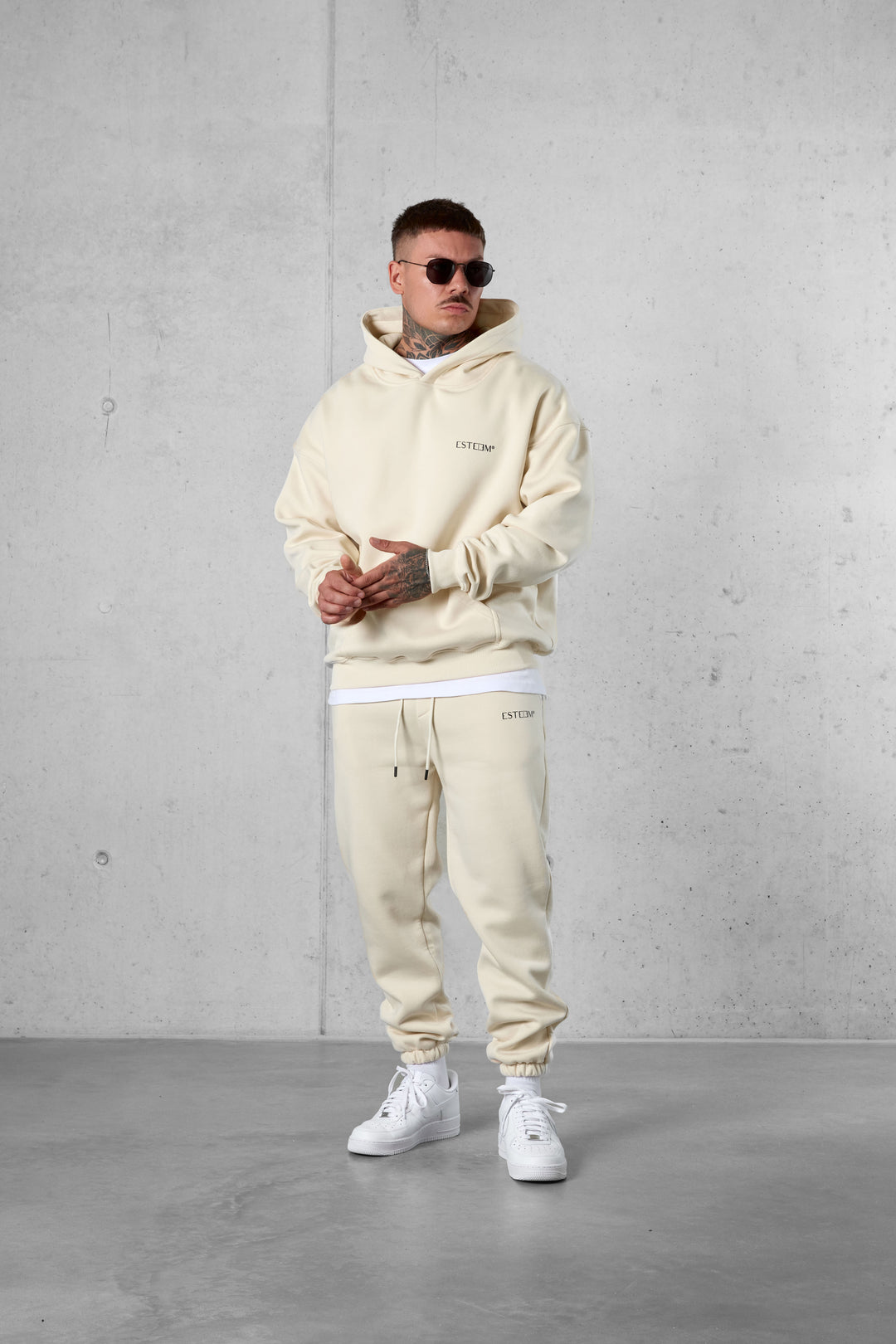 BEIGE DISCREET OVERSIZED HOODIE