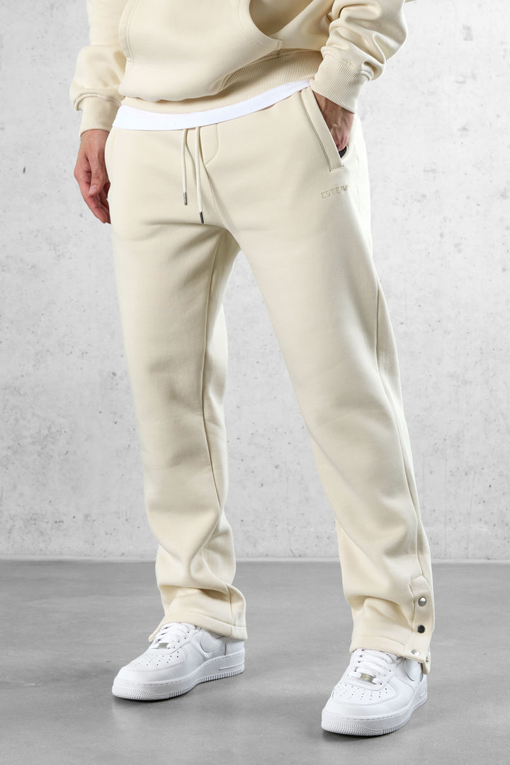 BEIGE ESSENTIAL BUTTONS JOGGER