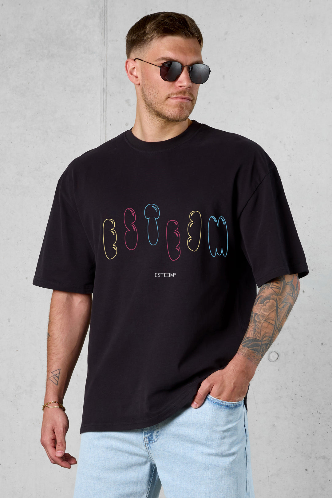 BLACK COLORED BLOWN-UP OVERSIZED TEE