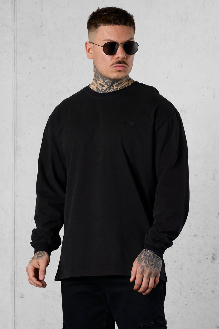 BLACK ESSENTIAL LONGSLEEVE