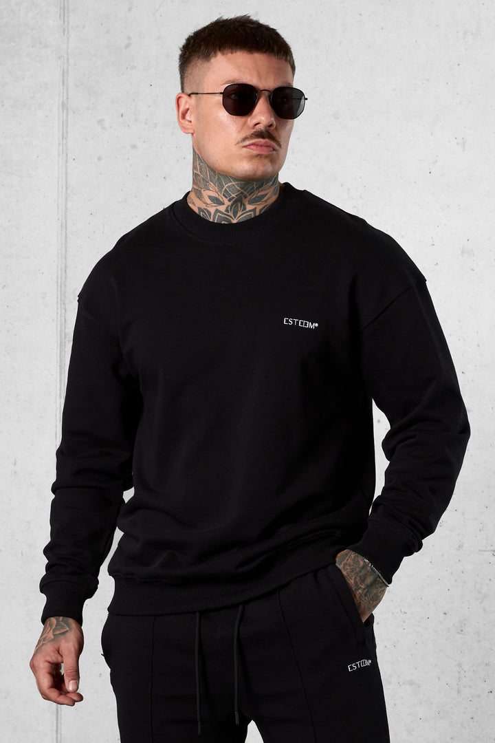 BLACK ESSENTIAL SWEATER