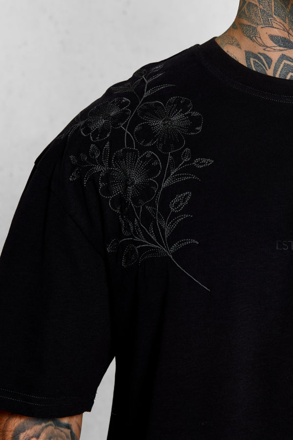 BLACK FLOWERS OVERSIZED TEE