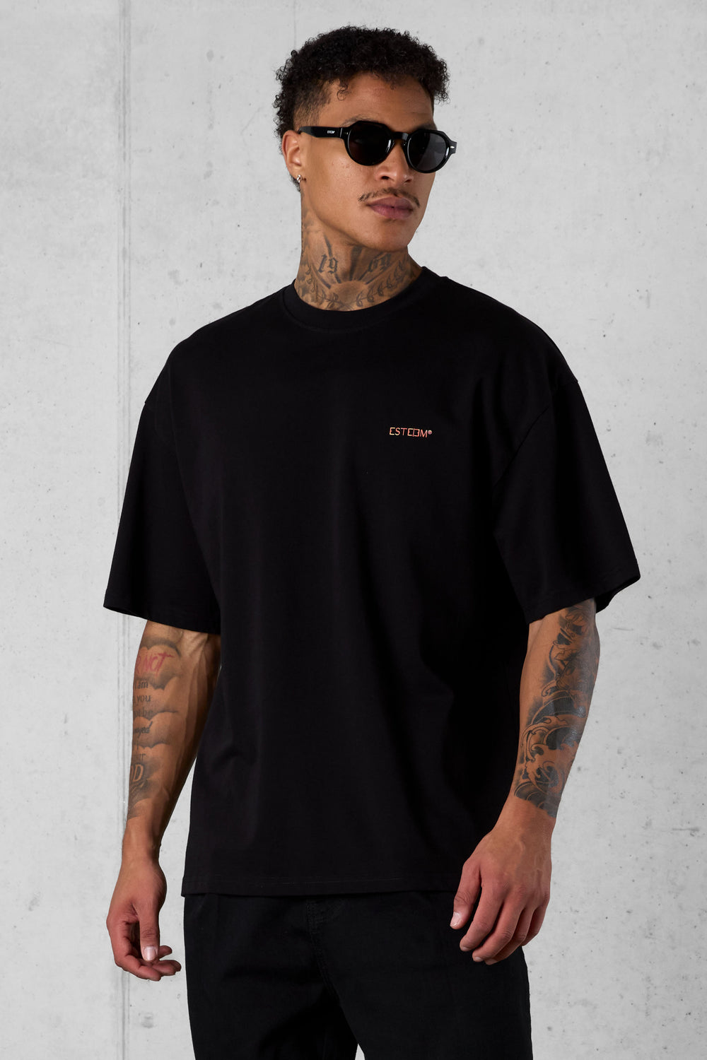 BLACK MIXED COLORS ESSENTIAL OVERSIZED TEE