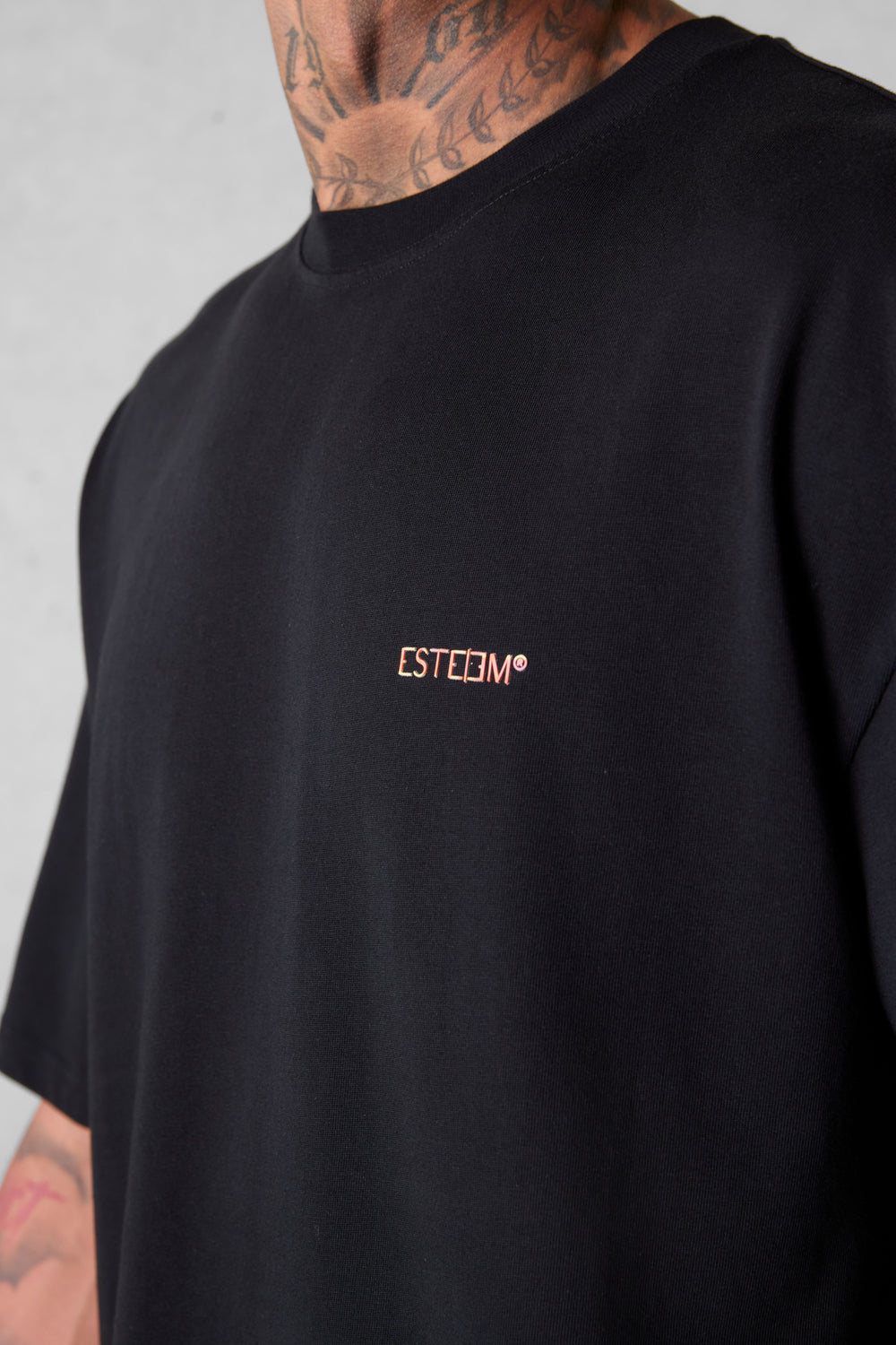 BLACK MIXED COLORS ESSENTIAL OVERSIZED TEE