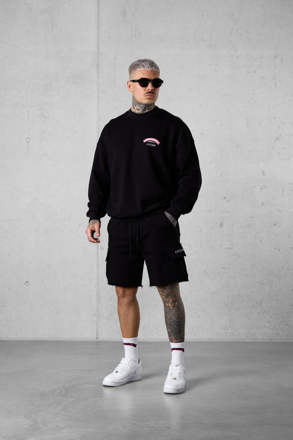 BLACK SUMMER ROMANCE OVERSIZED SWEATER