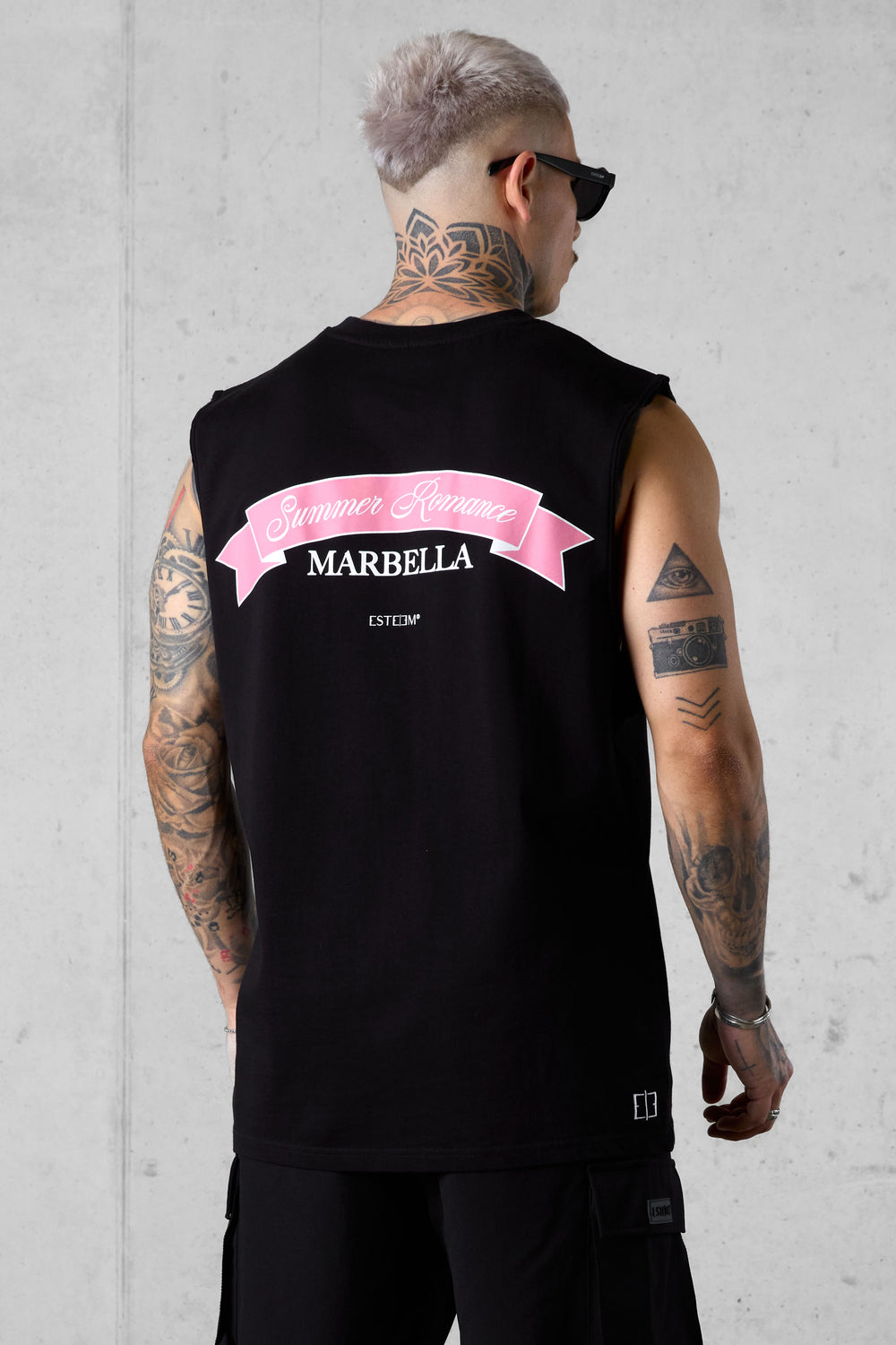 BLACK SUMMER ROMANCE OVERSIZED TANK TEE