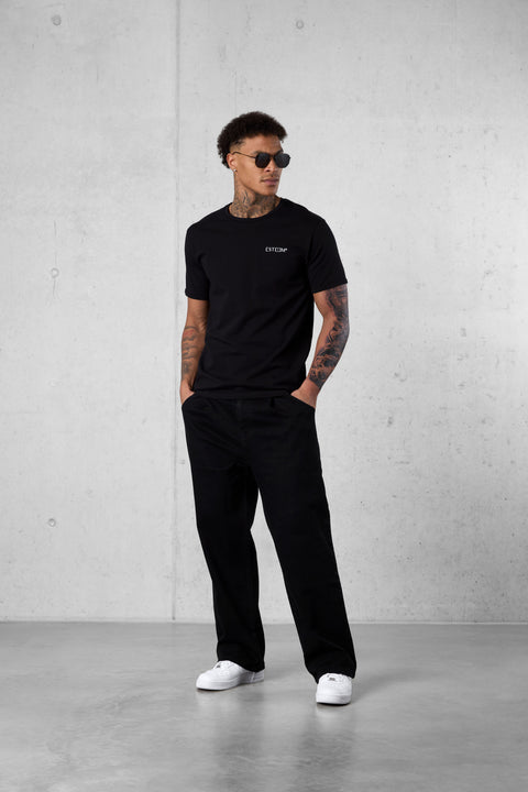 BLACK DISCREET TEE
