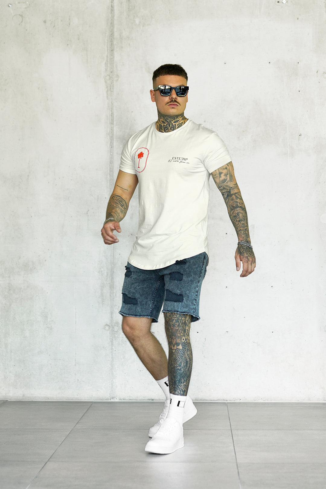 COCONUT SINGLE PALM LOGO TEE