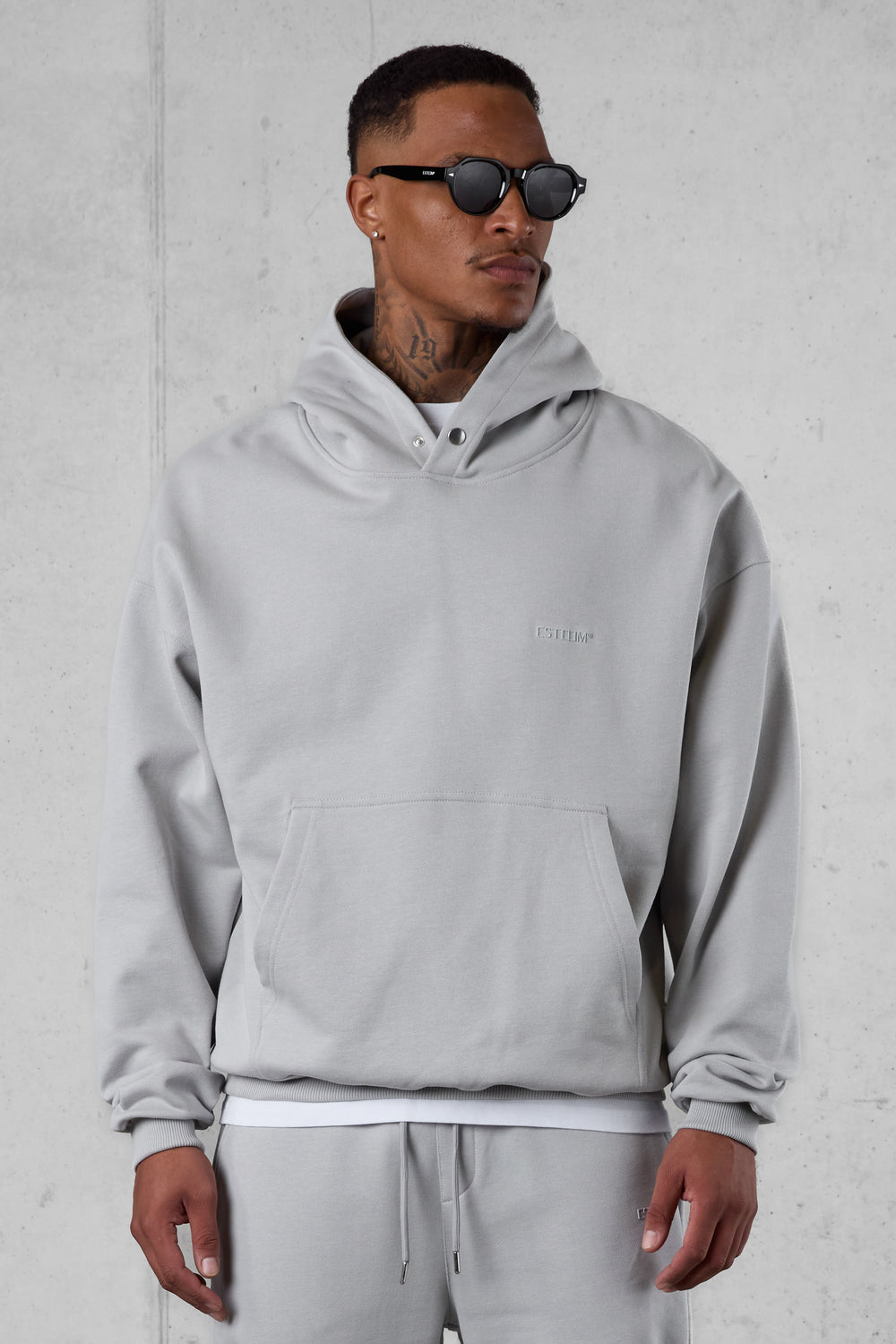 GREY ESSENTIAL OVERSIZED HOODIE