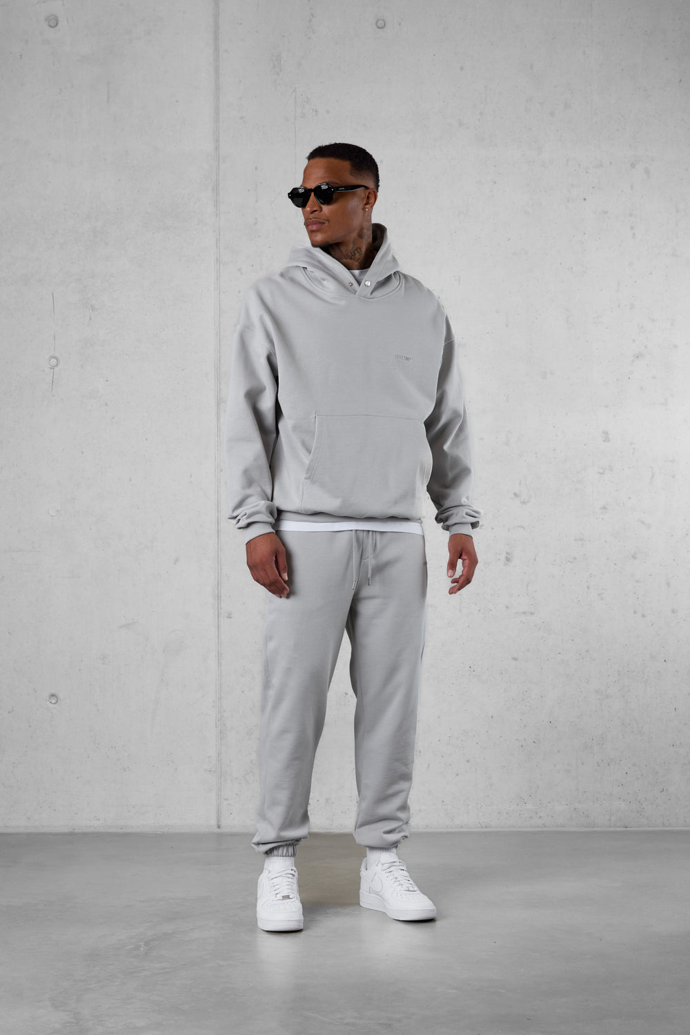 GREY ESSENTIAL OVERSIZED HOODIE