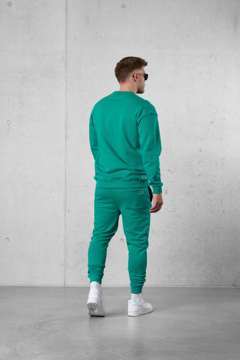 PEPPER GREEN LETTERING SWEATER