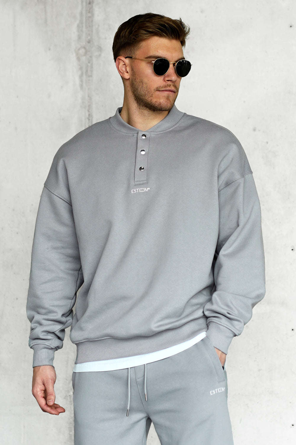 GREY BUTTONS OVERSIZED SWEATER