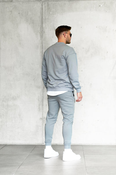 GREY LETTERING SWEATER