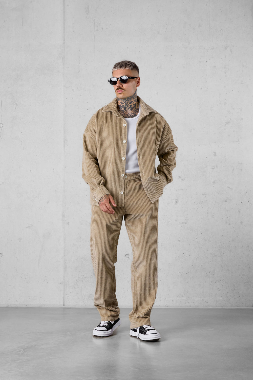 LIGHTBROWN CORD LOOSE PANTS