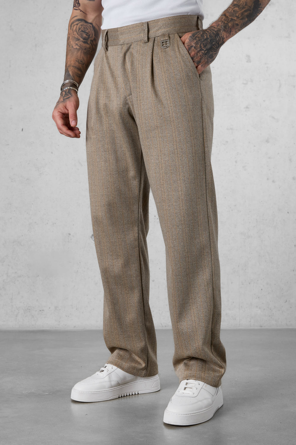 LIGHTBROWN ICON TAILORED PANTS
