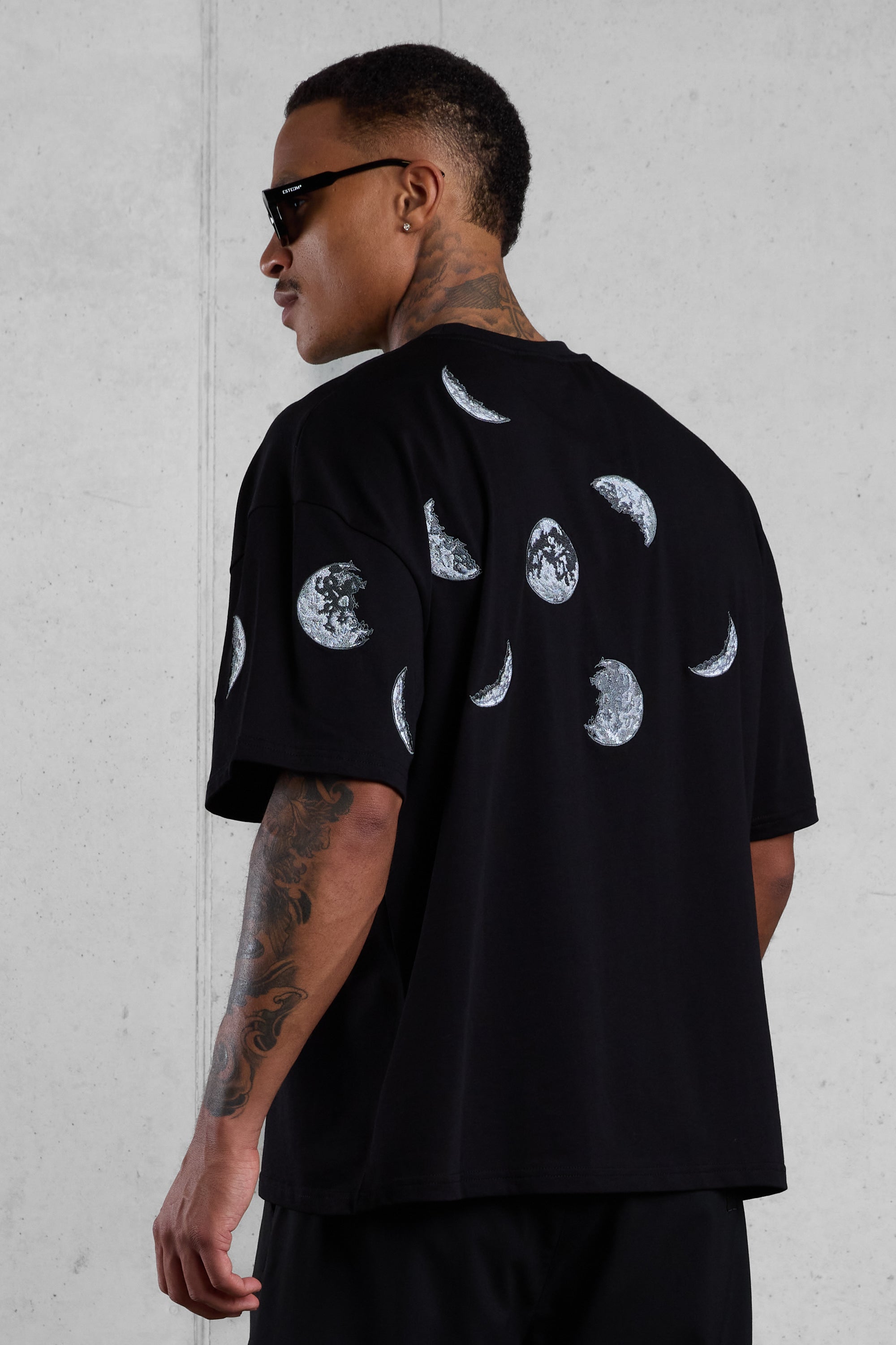 ESTEEM T-Shirt Herren Oversize Moon Schwarz – ESTEEM Clothing