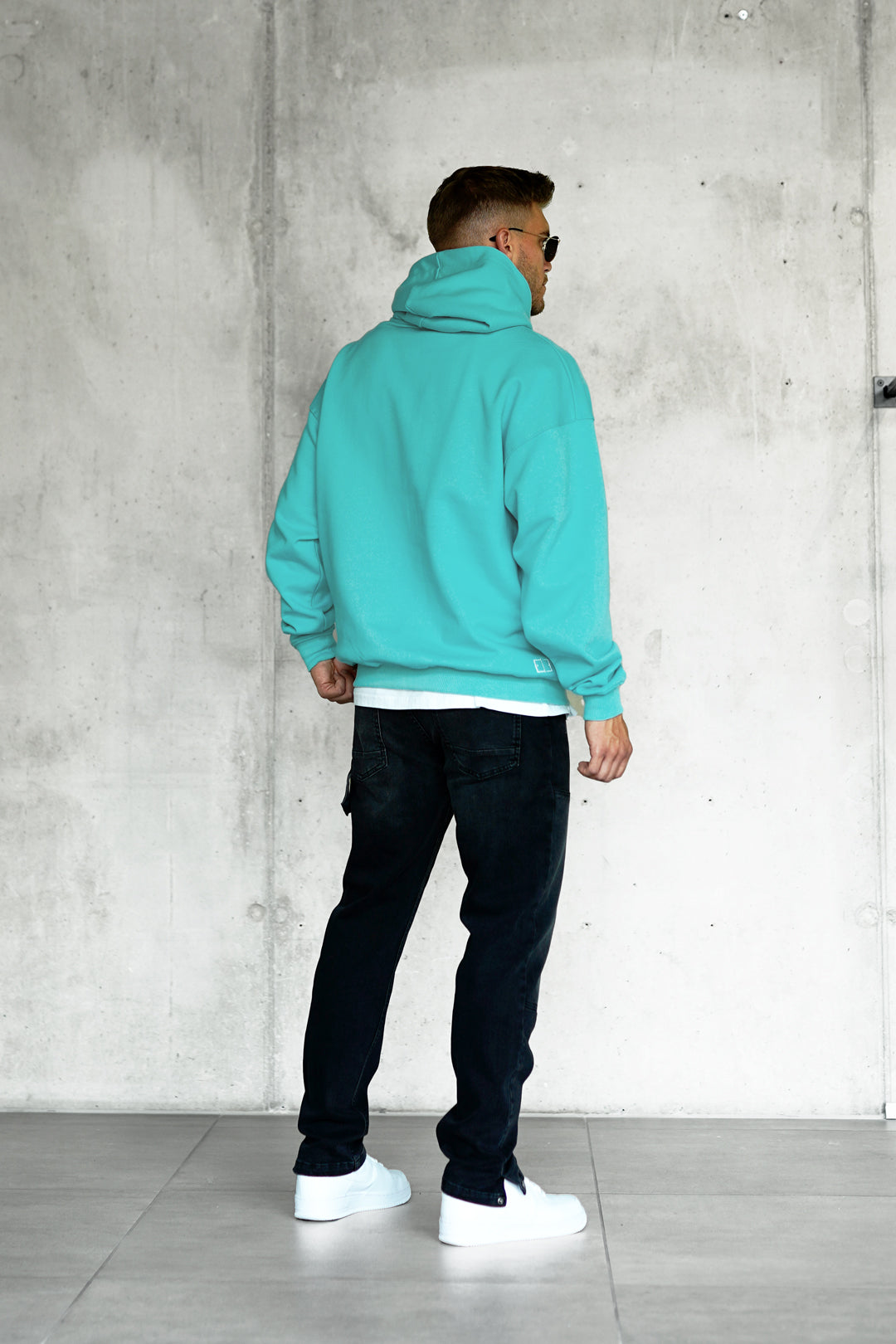 TURQUOISE CURVE OVERSIZED HOODIE