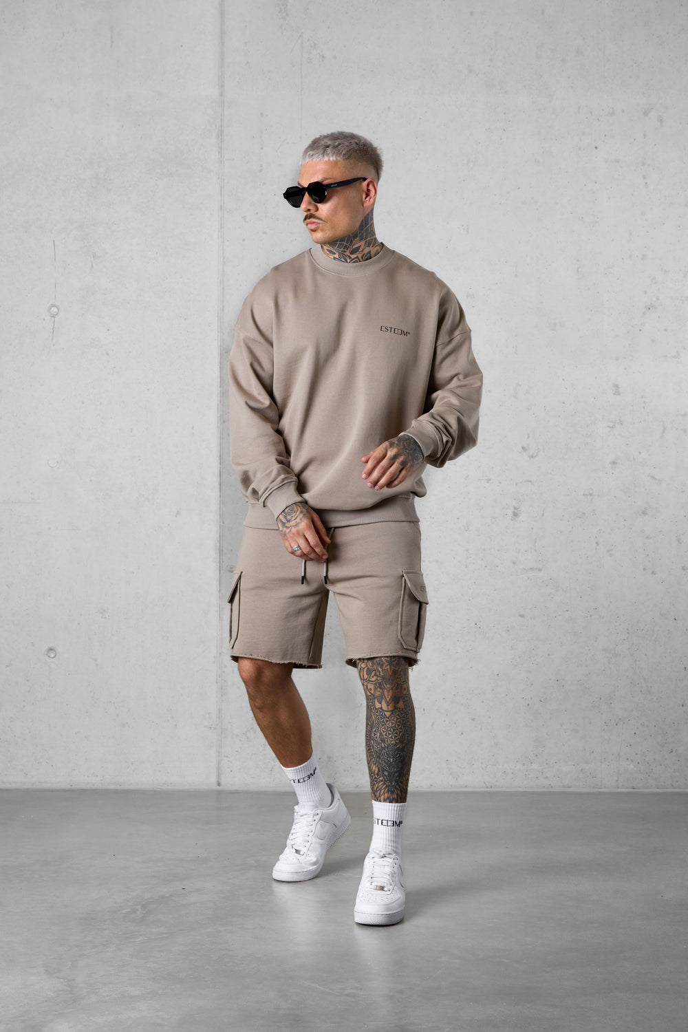 VINTAGEKHAKI DISCREET CARGO SWEATSHORTS