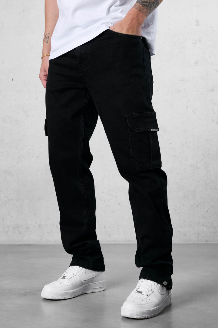 WASHED BLACK CARGO JEANS