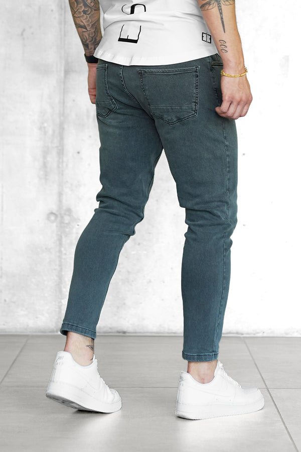 WASHED LIGHTGREY BASIC JEANS