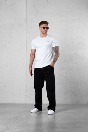 WHITE DISCREET TEE