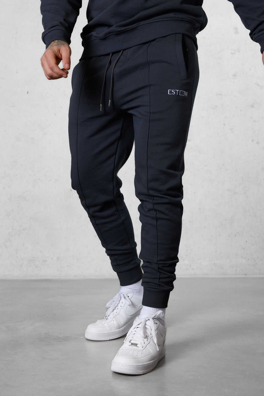 WOODLAND BASIC SWEATPANTS