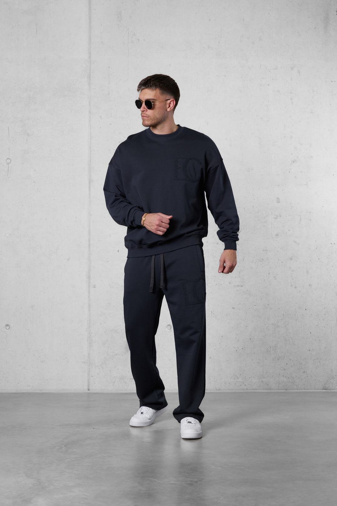 WOODLAND EC APPLIQUÉ LOOSE SWEATPANTS