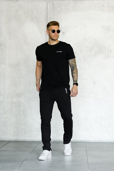 BLACK DISCREET TEE