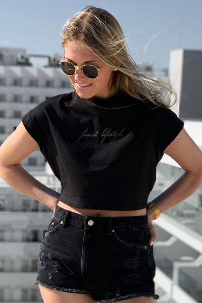 BLACK "FINEST LIFESTYLE" CROPPED TEE