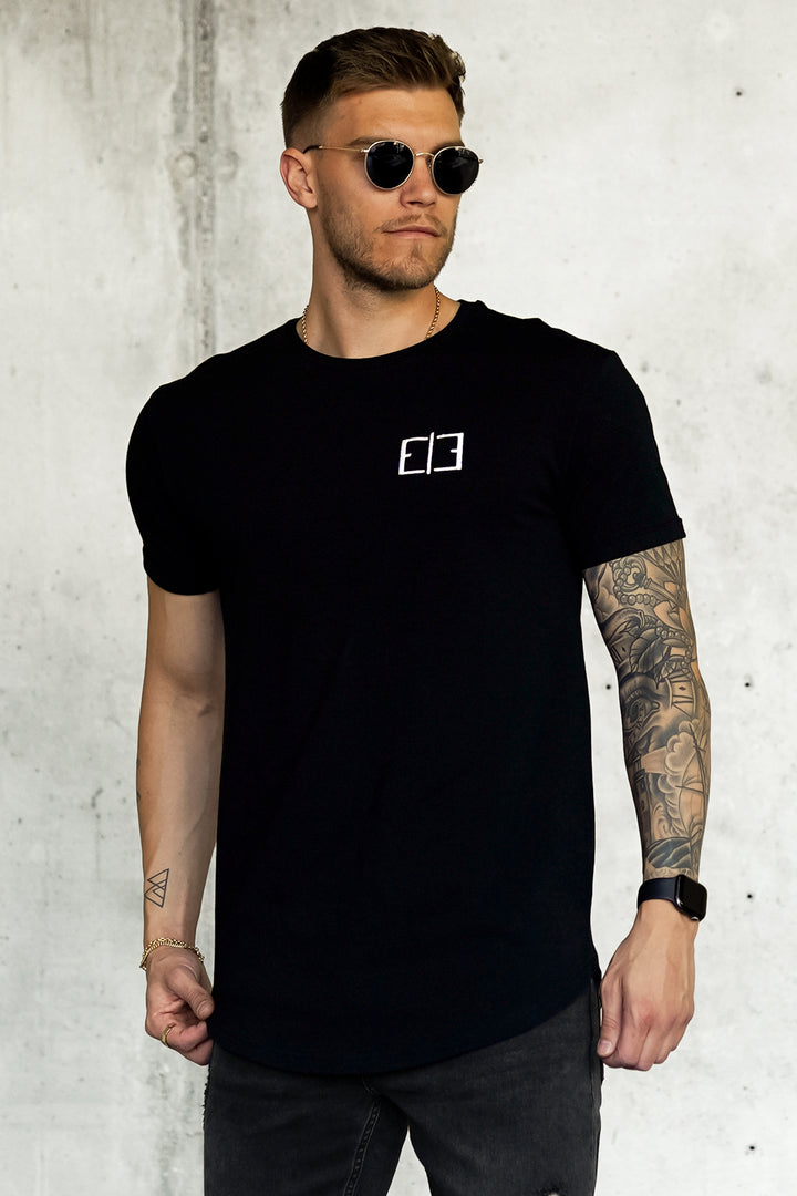 BLACK LOGO TEE