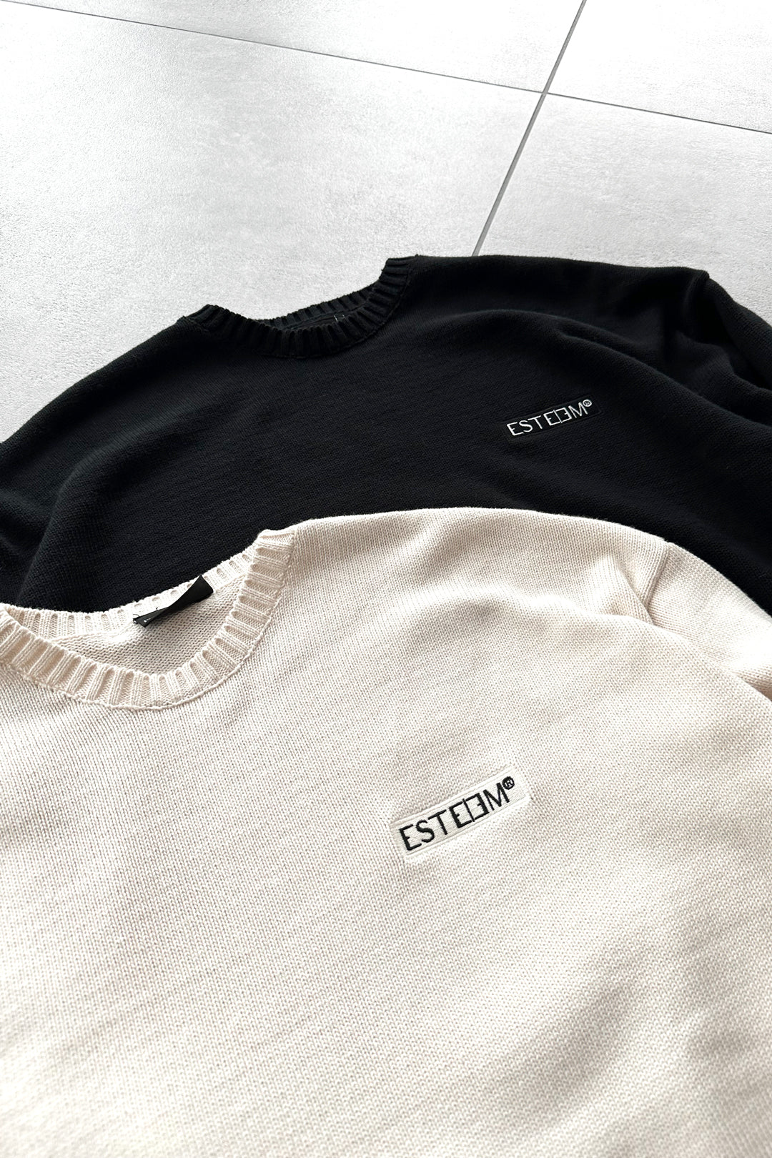 OFFWHITE OVERSIZED KNIT SWEATER