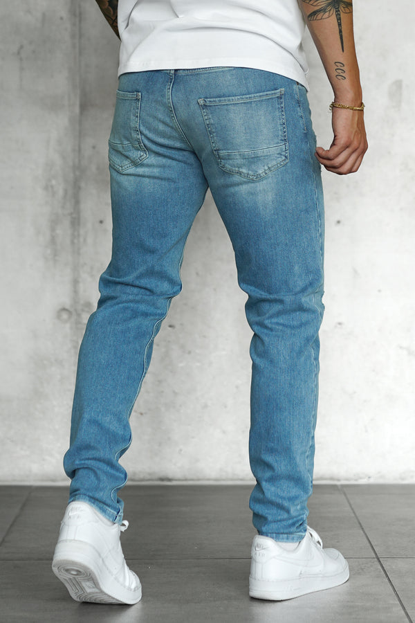WASHED BLUE DESTROYED STRAIGHT JEANS